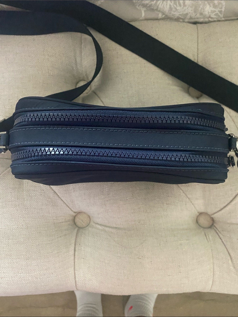 Kate Spade navy crossbody with strap - Picture 5 of 12